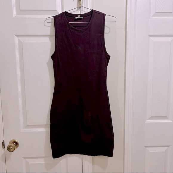 Wilfred Free Aritzia  Sleeveless Plum Purple Sleeveless  Dress Size Medium - Picture 1 of 6